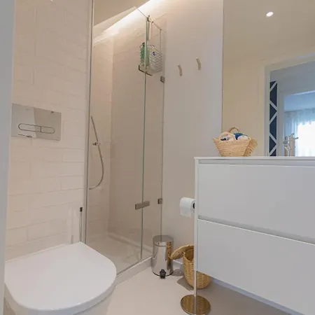 Luxury 2br With Garden & Pool Cd Apartman *