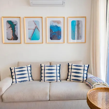 Luxury 2br With Garden & Pool Cd Apartman *